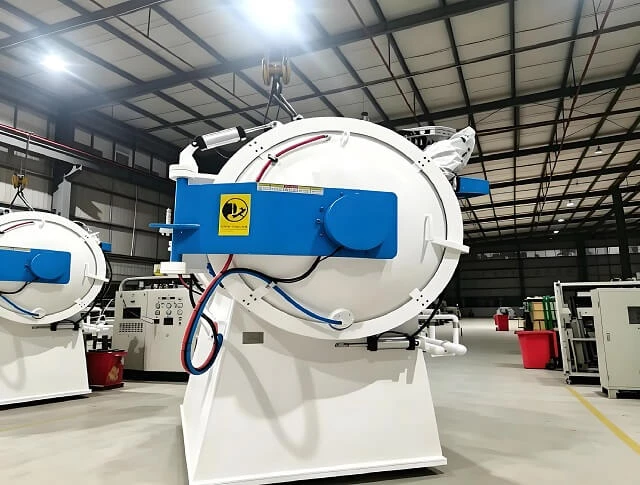 Zero Oxidation Vacuum Oil Quenching Furnace Bright Surface Heat Treatment Furnace