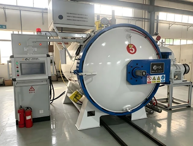 Energy Saving Single-Chamber Vacuum Tempering Furnace Low Maintenance Heat Treatment Furnace