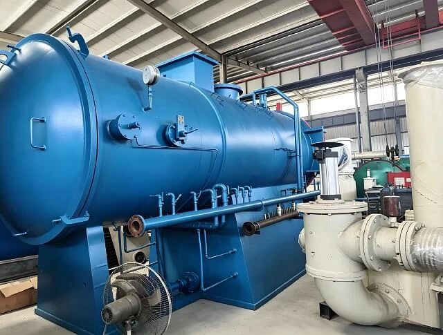 Dual Oil & Gas Cooling Vacuum Oil Quenching Furnace Manufacturer