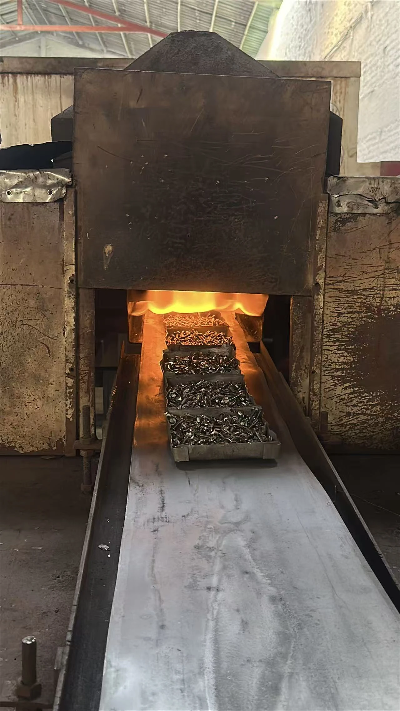 Bright Annealing Atmosphere for Stainless Steel: Gas Selection, Dew Point and Oxidation Control